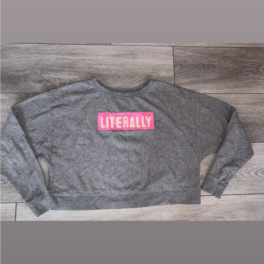 Mossino Girls Size XXL Cropped Pullover Crewneck Sweatshirt Literally Hot Pink